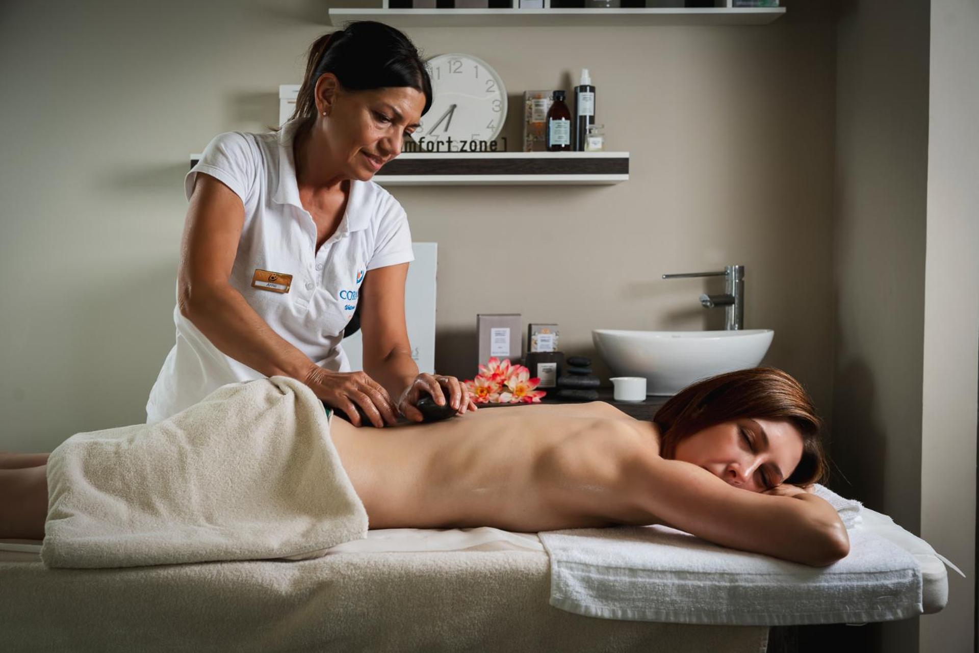 Corallo Wellness Hotel دْيانو مارينا المظهر الخارجي الصورة